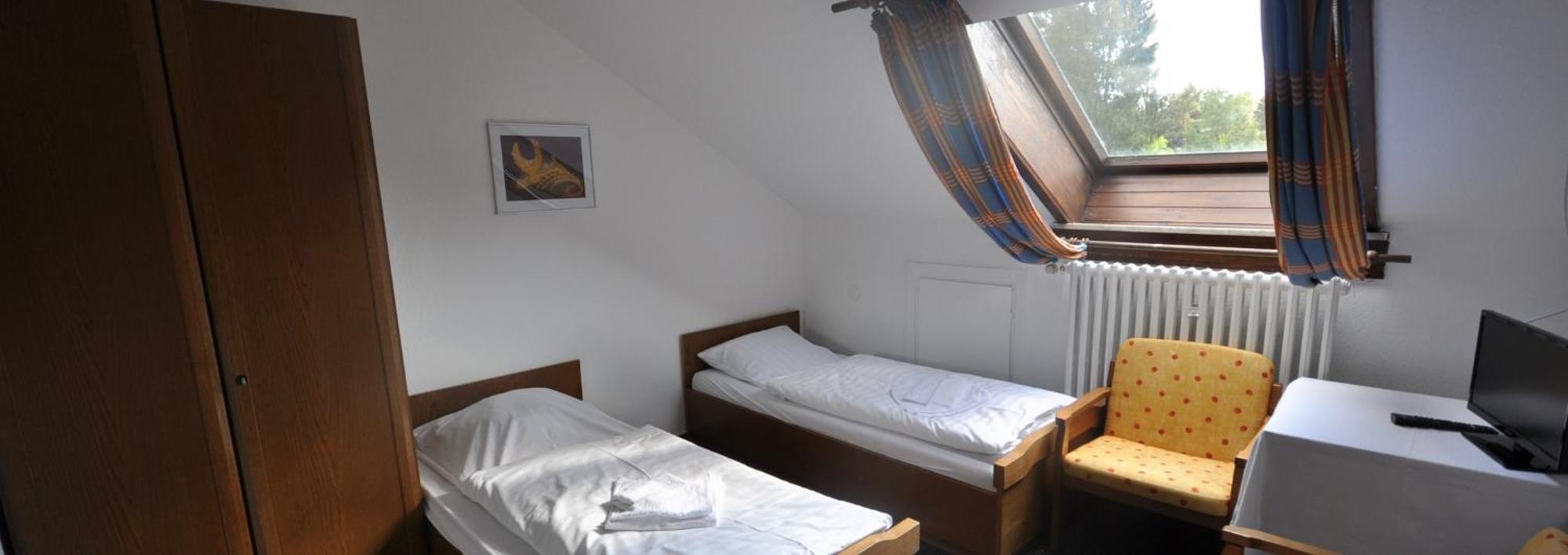 Hotel & Hostel Drei Baeren Altenau  Rom bilde